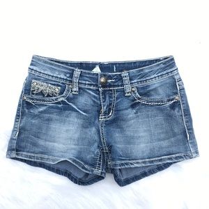 Soundgirl size 5 denim shorts